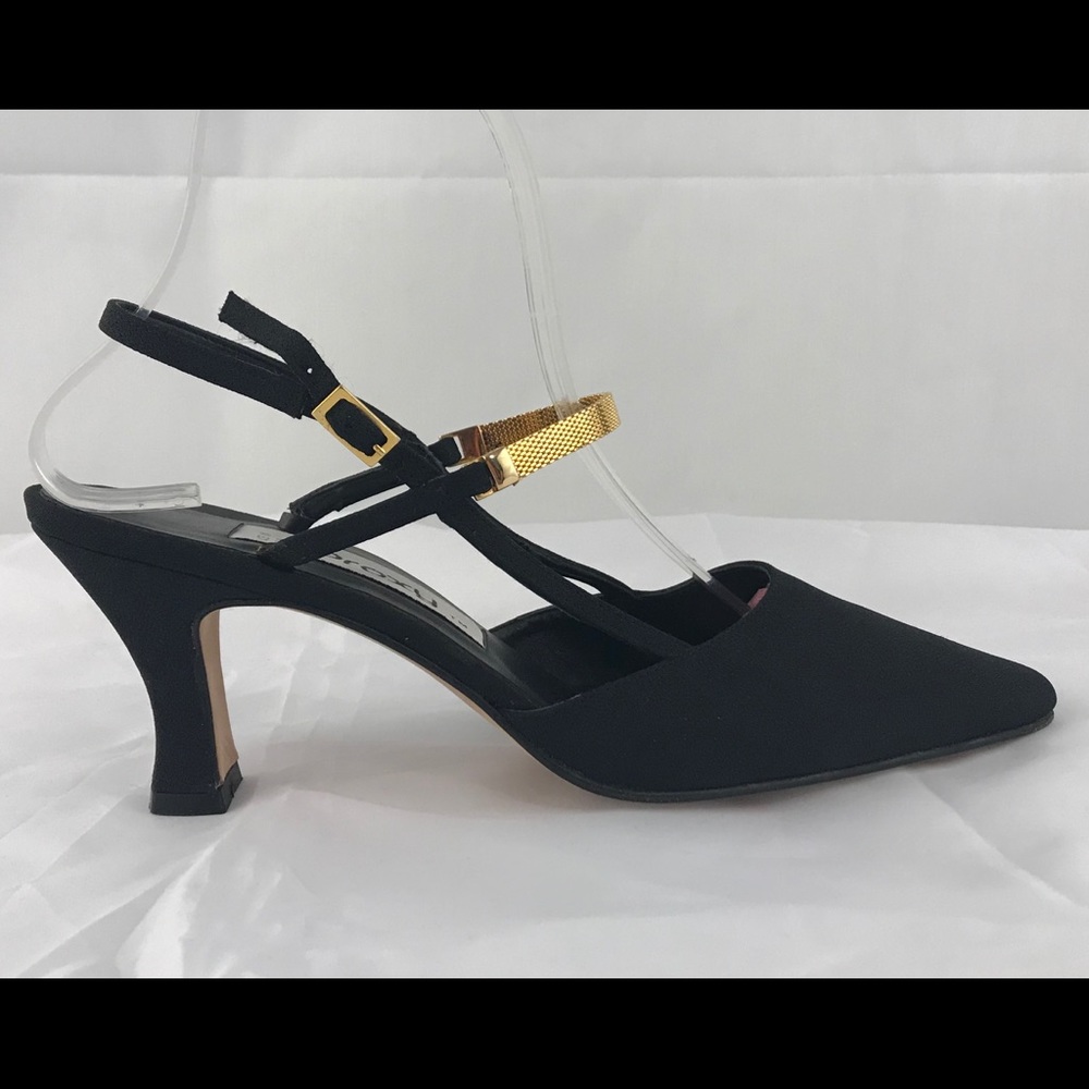 Proxy black pumps with curved heels vintage silk